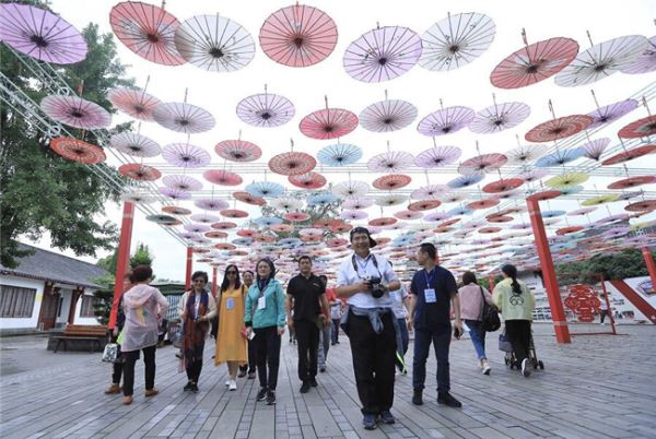 德阳什邡：高质量发展引海外华媒关注