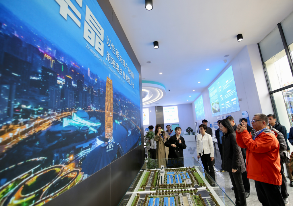 海外华媒探秘郑州华晶：解锁超硬材料“中国智造”的科技密码