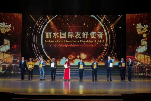 点击图片可在新窗口打开 800×533