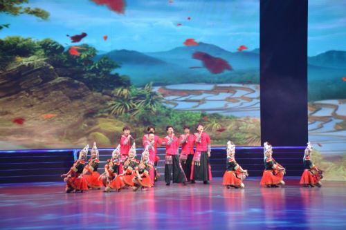 点击图片可在新窗口打开 800×533